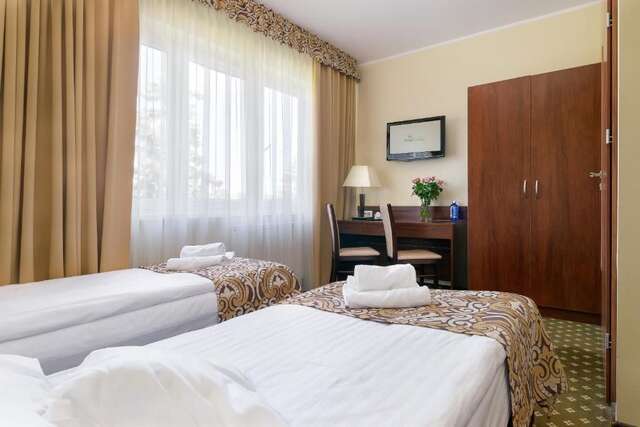 Отель Hotel Zielony Познань-75